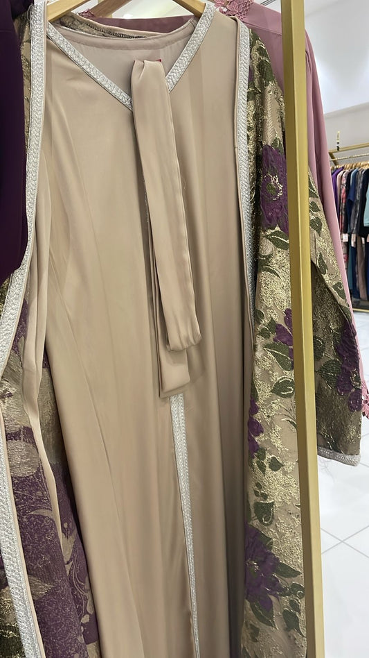 Elegant Floral Open Abaya Set – Premium Design ✨